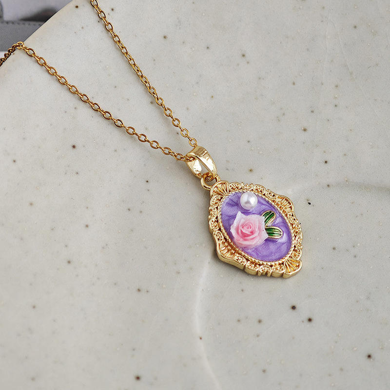 Anti Tarnish Retro Oval Flower-Painted Style Pendant Necklace