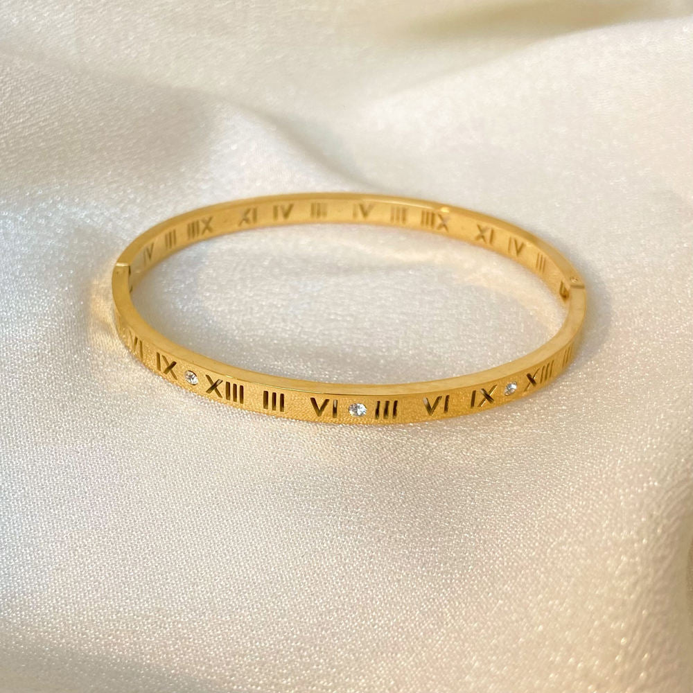 Anti Tarnish Roman Numbers Cut & Stone Bangle Bracelet