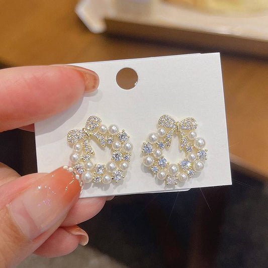 Shiny Pearl Bow Flower Garland Stud Earrings