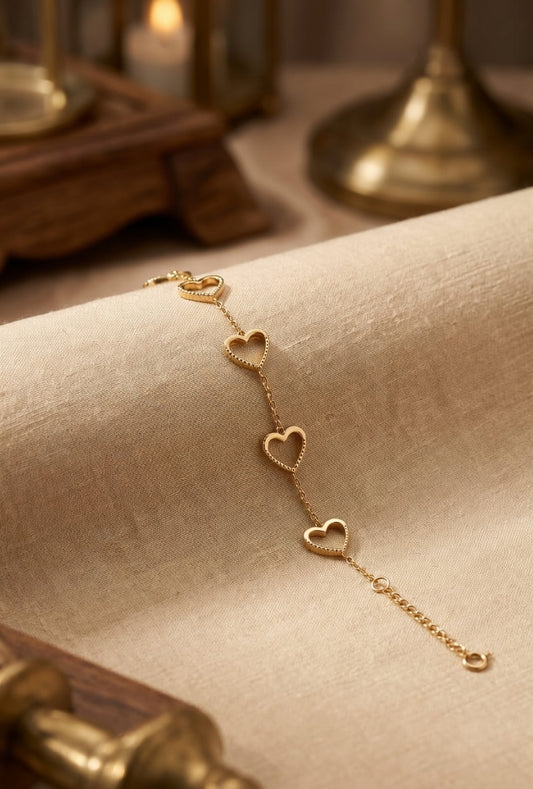 Anti Tarnish Small Heart Chain Bracelet