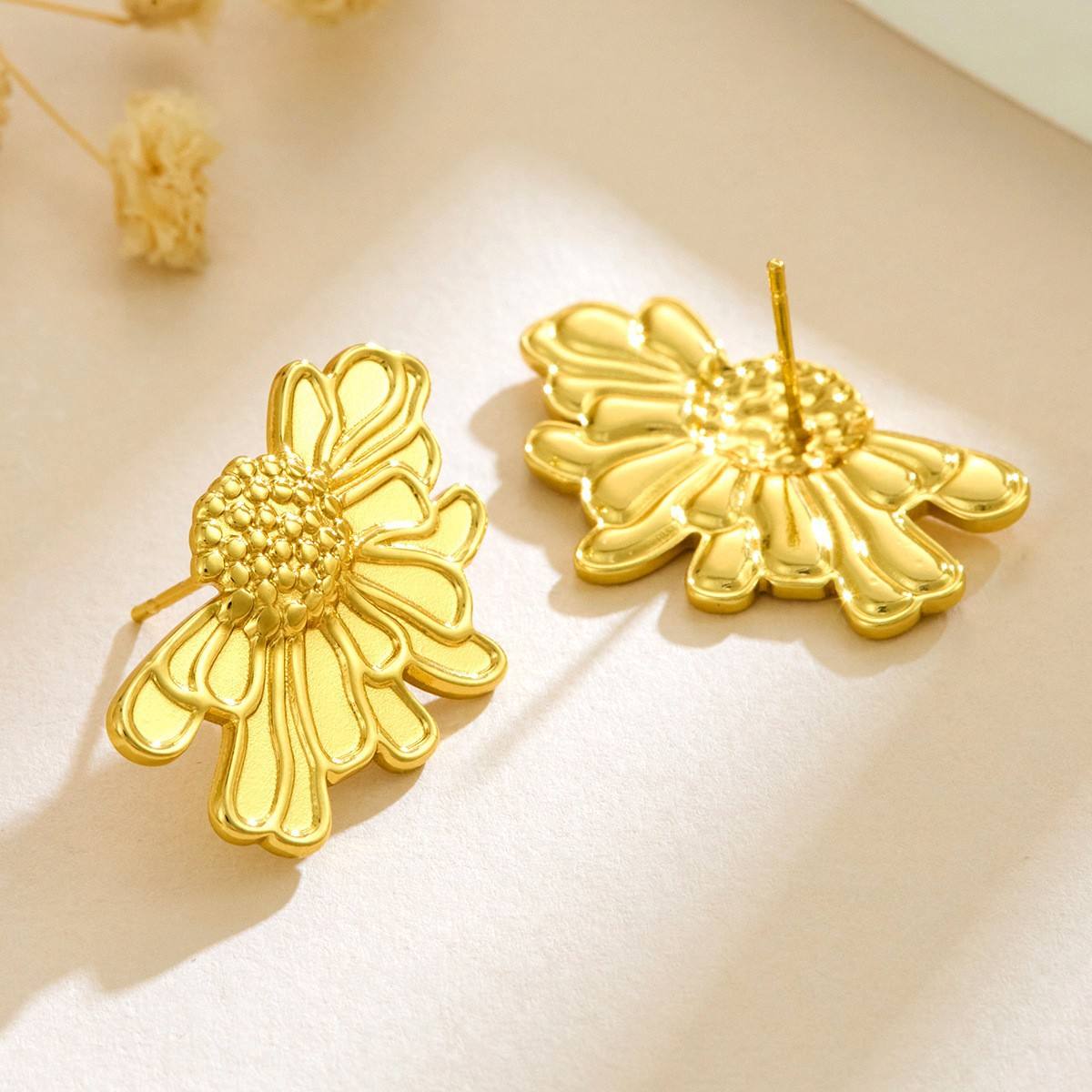 Tarnish Free Stainless Steel Geometric Flower Shaped Stud Earrings