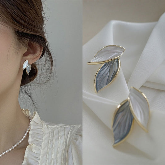 Temperament Lovely Sweet Grey Leaf Dangle Earring