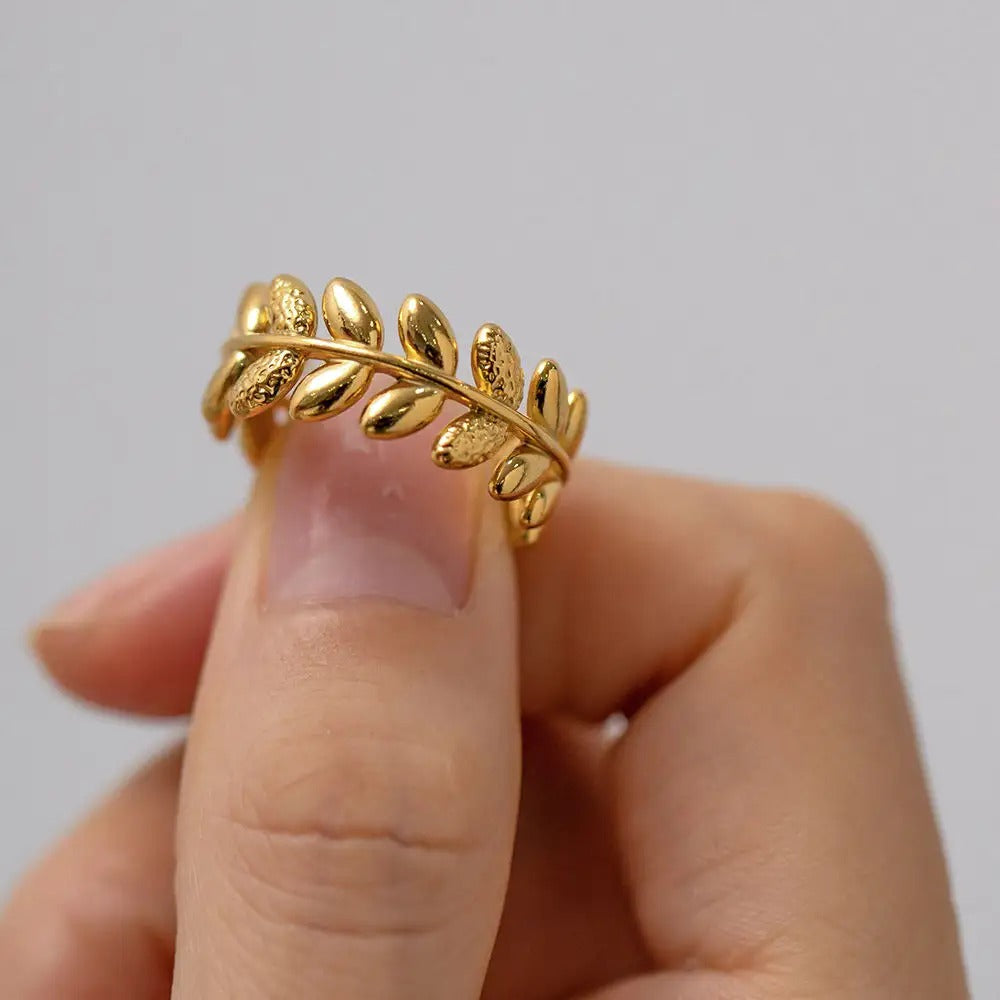 Gold Plated Anti Tarnish Stainless Steel Elegant Leaf Ring