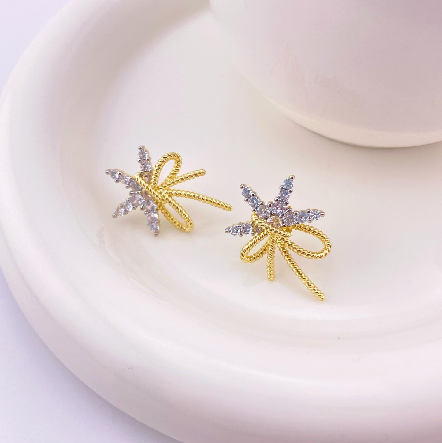 Trendy Gold Plated Bow Knot Shaped Cubic Zirconia Diamond