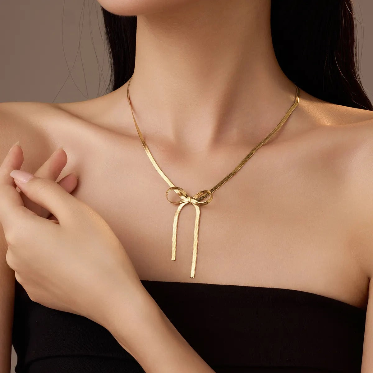 Snake Chain Knotted Bow Necklace